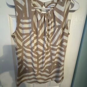 Calvin Klein Beige and White Sleeveless Pleat-Neck Camisole